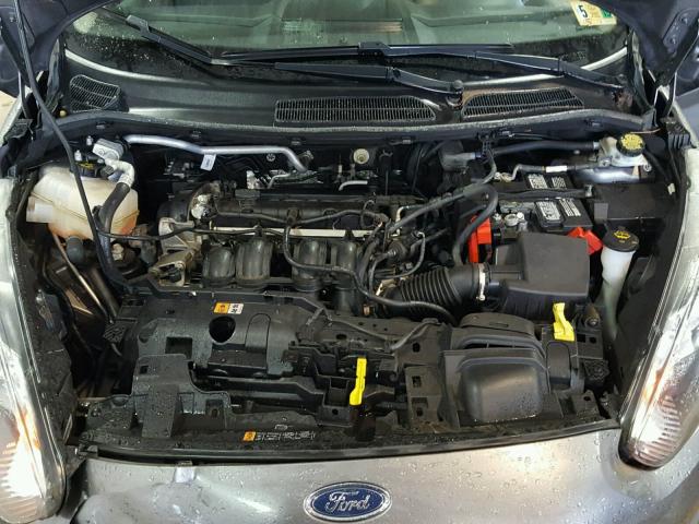 3FADP4EJ4EM221231 - 2014 FORD FIESTA SE GRAY photo 7