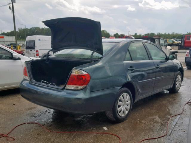 4T1BE30K35U055180 - 2005 TOYOTA CAMRY LE GREEN photo 4