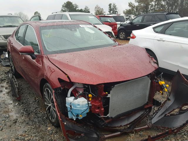 4T1B11HK8JU661153 - 2018 TOYOTA CAMRY L RED photo 1