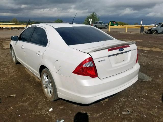 3FAHP0HA7CR436611 - 2012 FORD FUSION SE WHITE photo 3