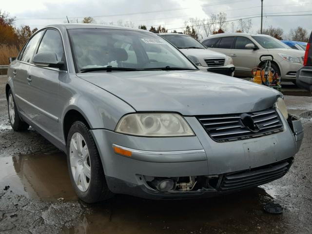 WVWAD63B75P006921 - 2005 VOLKSWAGEN PASSAT GLS GREEN photo 1