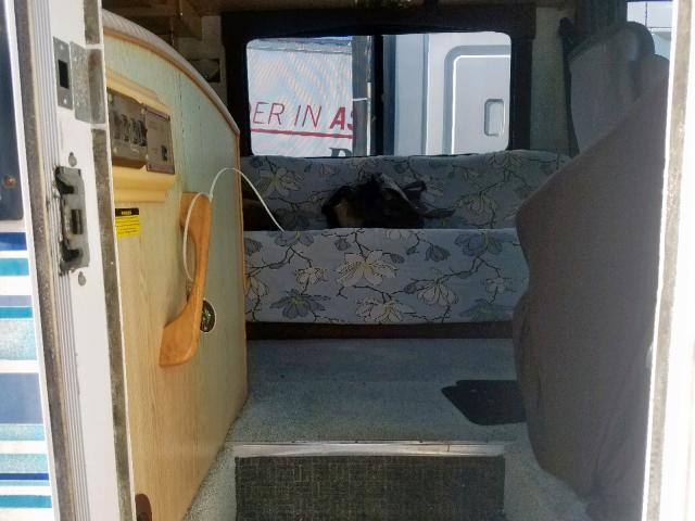 3FCMF53G6VJA06512 - 1997 SEAB MOTORHOME WHITE photo 5