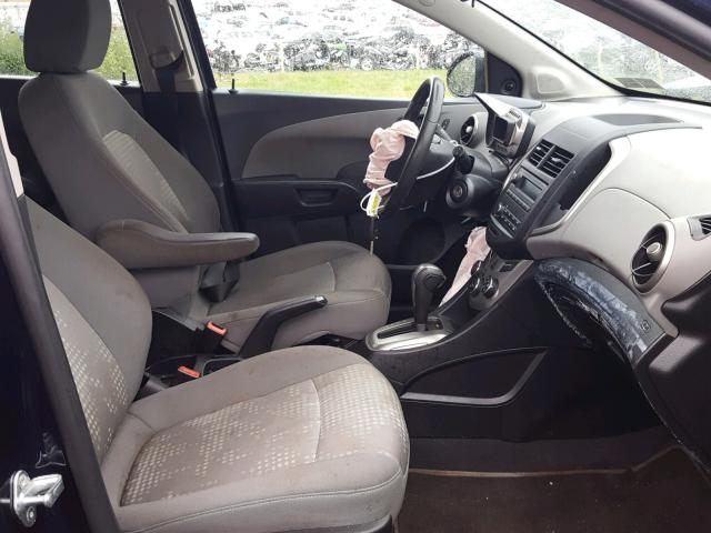 1G1JA6SG8G4111812 - 2016 CHEVROLET SONIC LS BLACK photo 5