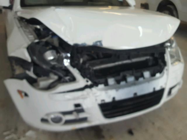 WVWFA71F77V025929 - 2007 VOLKSWAGEN EOS 2.0T L WHITE photo 9