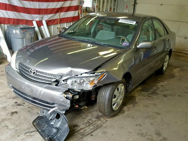 4T1BE32K74U901581 - 2004 TOYOTA CAMRY LE GRAY photo 2