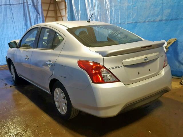 3N1CN7AP2KL852412 - 2019 NISSAN VERSA S SILVER photo 3