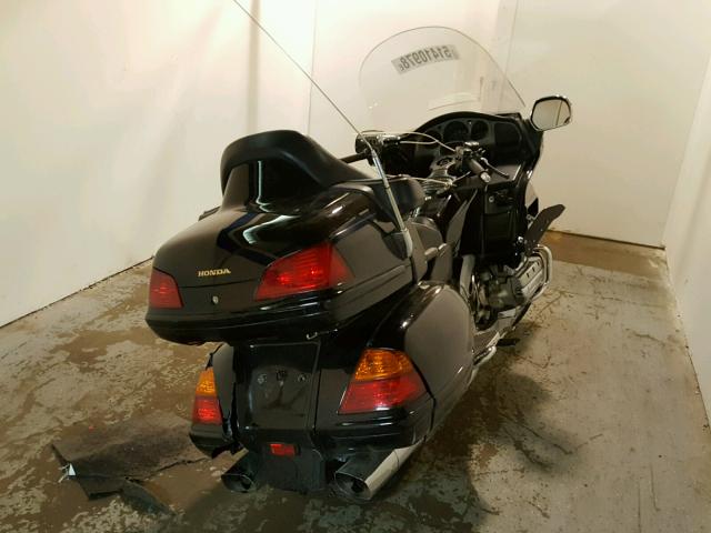 1HFSC47033A209718 - 2003 HONDA GL1800 BLACK photo 4