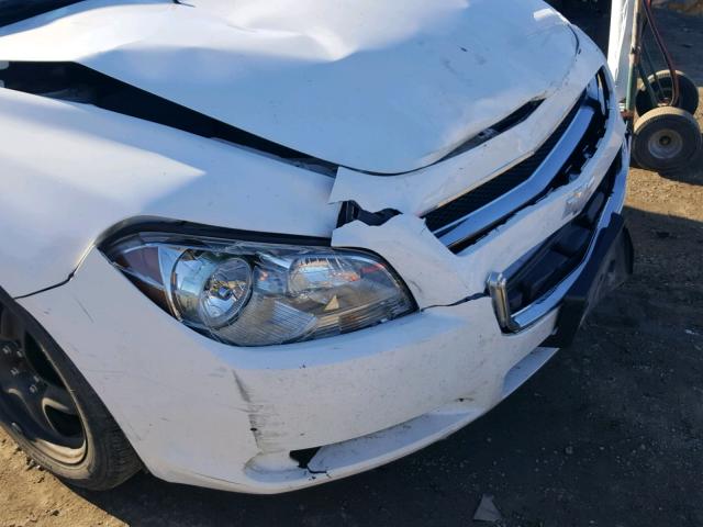 1G1ZC5E07CF106749 - 2012 CHEVROLET MALIBU 1LT WHITE photo 9