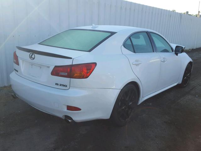 JTHBK262772056117 - 2007 LEXUS IS 250 WHITE photo 4