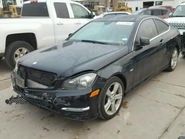 WDDGJ4HB0CF741880 - 2012 MERCEDES-BENZ C 250 BLACK photo 2