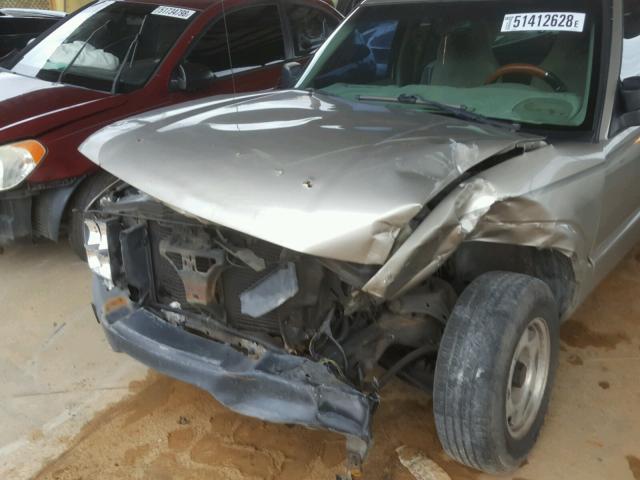 1GTCS19W0Y8102223 - 2000 GMC SONOMA BROWN photo 9