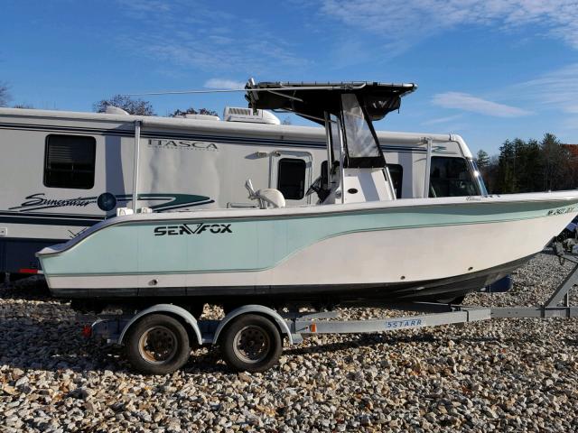 LYGHD186L506 - 2006 ARNES BOAT WHITE photo 9