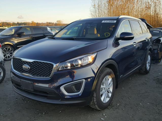 5XYPGDA33JG419028 - 2018 KIA SORENTO LX BLUE photo 2