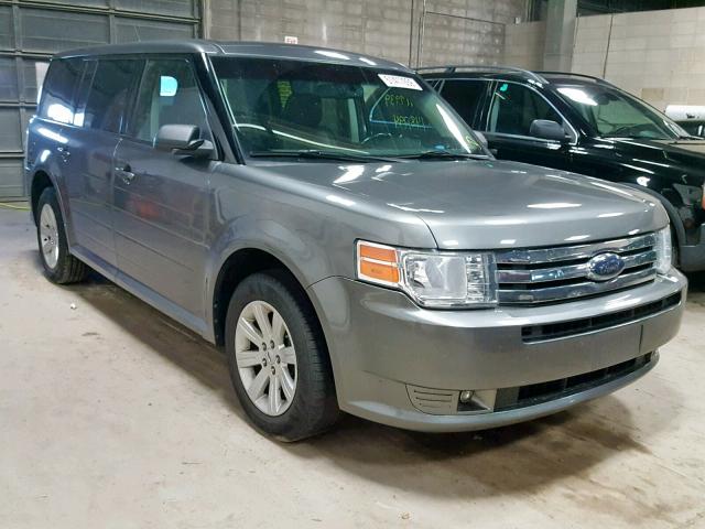 2FMGK5BC6ABA87959 - 2010 FORD FLEX SE SILVER photo 1