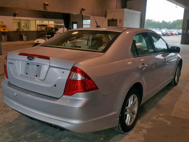 3FAHP0GA6AR190892 - 2010 FORD FUSION S SILVER photo 4