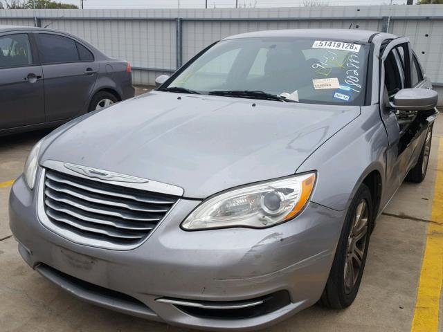 1C3CCBAB8DN660381 - 2013 CHRYSLER 200 LX SILVER photo 2