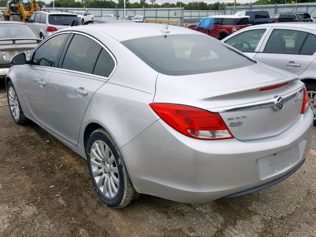 W04GN5ECXB1131766 - 2011 BUICK REGAL CXL SILVER photo 3