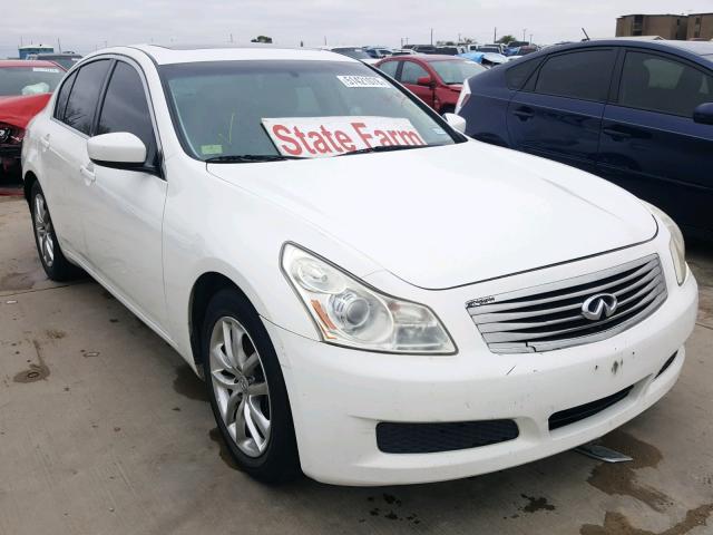 JNKCV61EX9M302749 - 2009 INFINITI G37 BASE WHITE photo 1