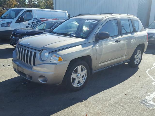 1J4FT47A79D230190 - 2009 JEEP COMPASS SP 米色 照片 2