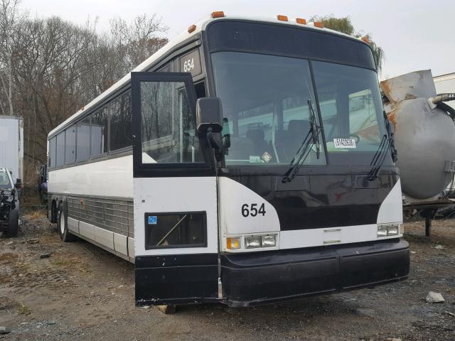 1M8GDMMA8PP045347 - 1993 MOTOR COACH INDUSTRIES TRANSIT BU TWO TONE photo 1