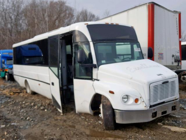 4UZAAZBW93CK70396 - 2003 FREIGHTLINER CHASSIS FB WHITE photo 1