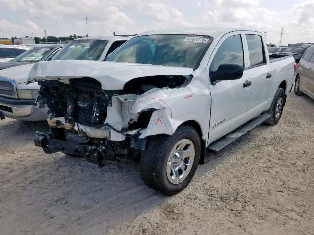 1N6AA1EJ6JN528930 - 2018 NISSAN TITAN S WHITE photo 2