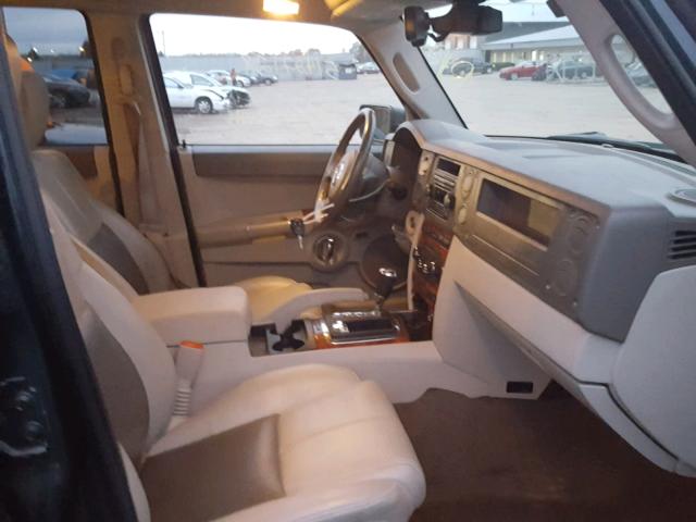 1J8HG58256C129465 - 2006 JEEP COMMANDER BLUE photo 5