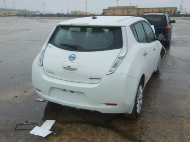 1N4AZ0CP6DC404739 - 2013 NISSAN LEAF S WHITE photo 4