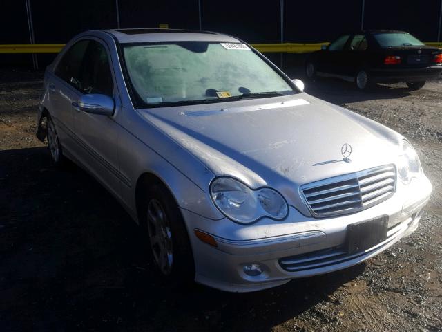 WDBRF61J35A759046 - 2005 MERCEDES-BENZ C 240 SILVER photo 1