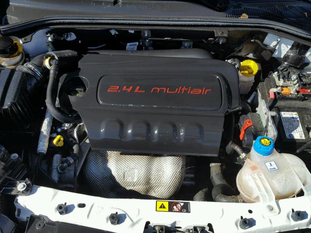 ZFBERFAB8H6E28850 - 2017 RAM PROMASTER 白色 照片 7