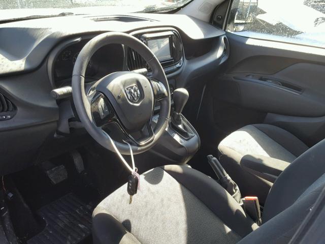 ZFBERFAB8H6E28850 - 2017 RAM PROMASTER 白色 照片 9