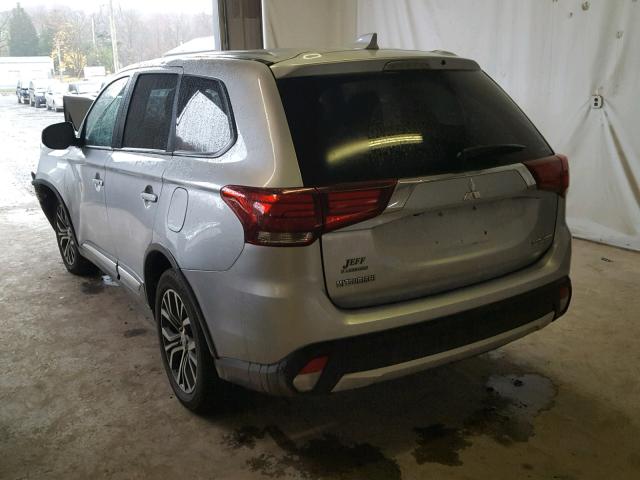 JA4AZ2A39HZ000689 - 2017 MITSUBISHI OUTLANDER SILVER photo 3