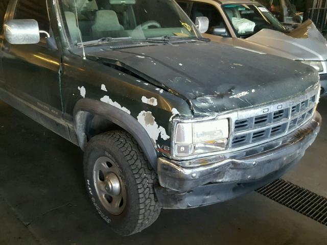 1B7GG23Y8TS686014 - 1996 DODGE DAKOTA GREEN photo 9