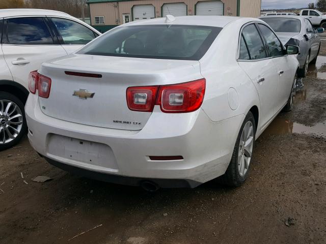 1G11E5SA7GF158070 - 2016 CHEVROLET MALIBU WHITE photo 4