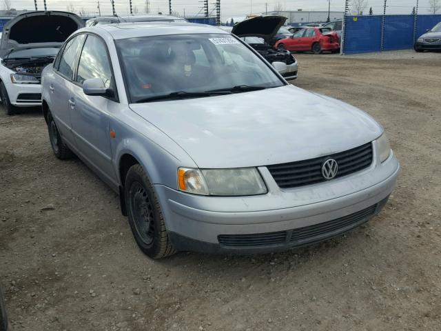 WVWAD63B6WE294038 - 1998 VOLKSWAGEN PASSAT GLS SILVER photo 1