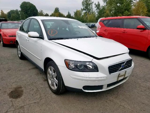 YV1MS382262210206 - 2006 VOLVO S40 2.4I WHITE photo 1