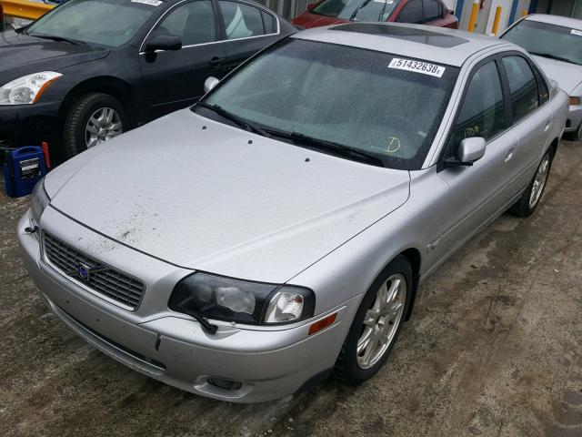 YV1TR91Z741352443 - 2004 VOLVO S80 T6 SILVER photo 2