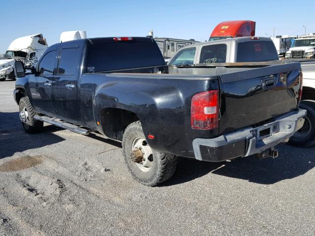 1GT426C84BF222900 - 2011 GMC SIERRA K35 BLACK photo 3