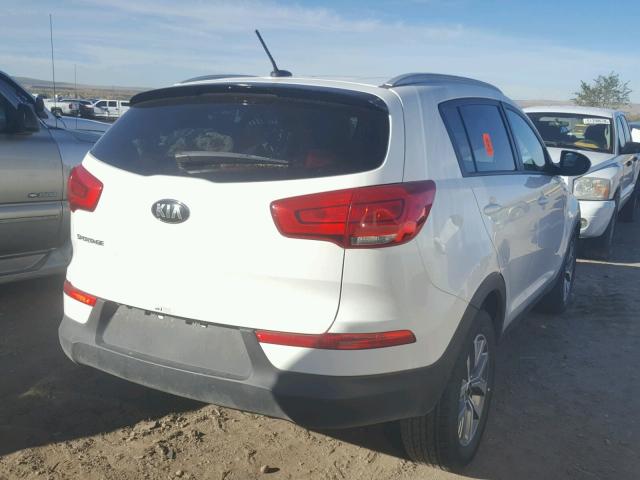 KNDPBCAC6G7812553 - 2016 KIA SPORTAGE L WHITE photo 4