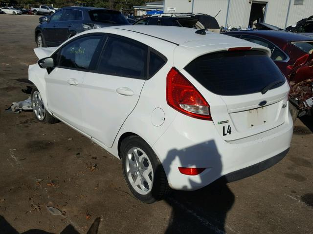 3FADP4TJ0DM174877 - 2013 FORD FIESTA S WHITE photo 3