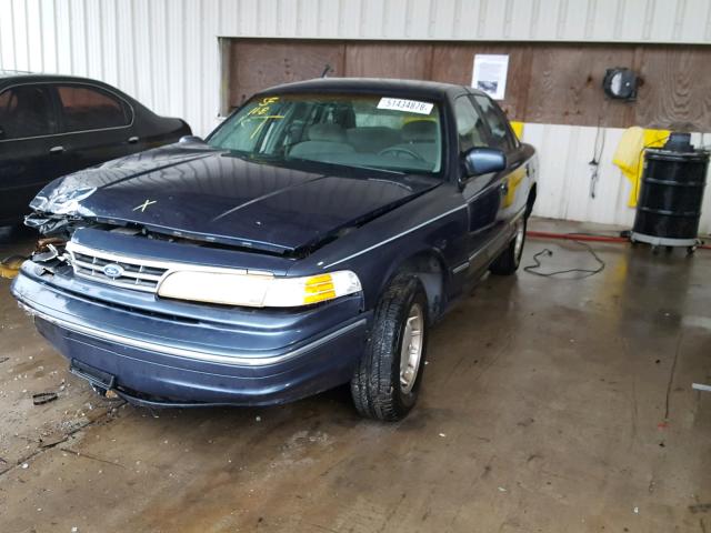 2FALP74W1VX162654 - 1997 FORD CROWN VICT BLUE photo 2