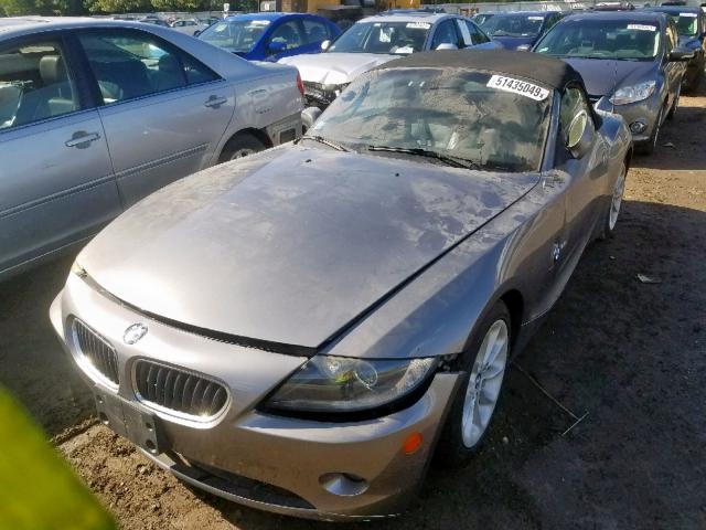 4USBT33555LR70077 - 2005 BMW Z4 2.5 SILVER photo 2