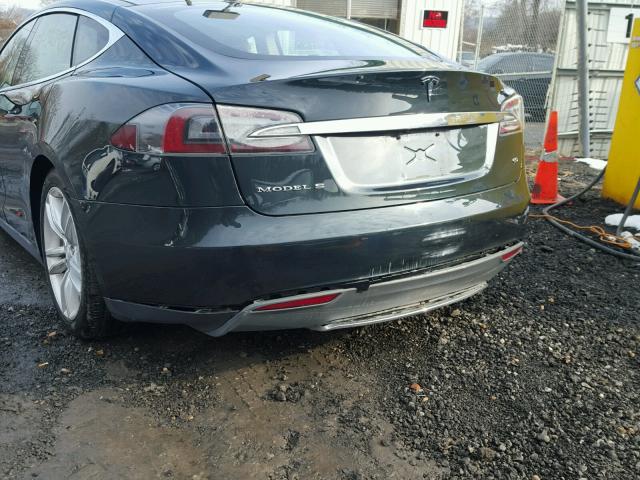 5YJSA1CG3DFP15656 - 2013 TESLA MODEL S Կանաչ լուսանկար 10