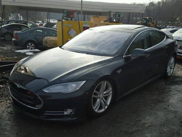 5YJSA1CG3DFP15656 - 2013 TESLA MODEL S Կանաչ լուսանկար 2