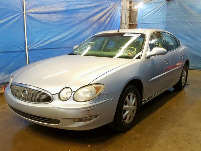 2G4WD532451279064 - 2005 BUICK LACROSSE C SILVER photo 2