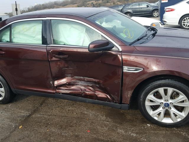 1FAHP2EW2AG114992 - 2010 FORD TAURUS SEL MAROON photo 9