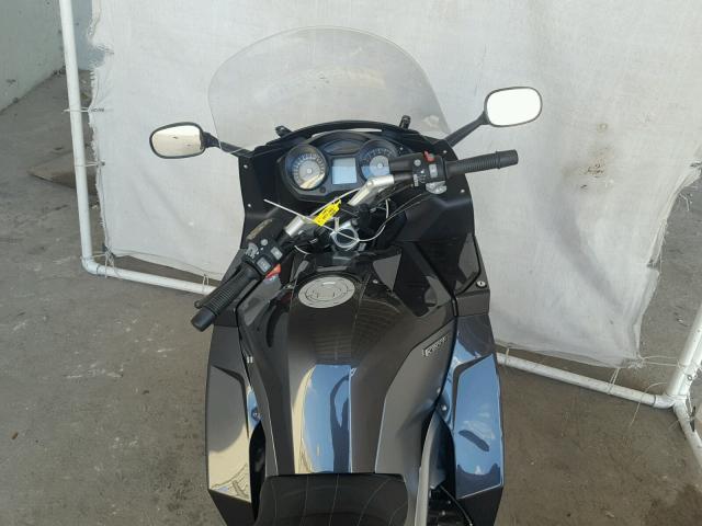 WB10597006ZN45550 - 2006 BMW K1200 GT GRAY photo 5