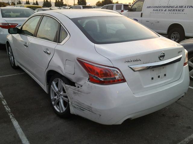 1N4BL3AP2DN424761 - 2013 NISSAN ALTIMA 3.5 WHITE photo 3