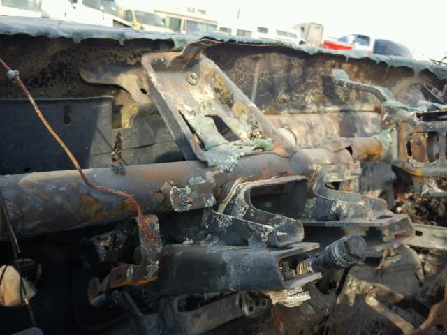 3FRWX6FC6BV621833 - 2011 FORD F650 SUPER BURN photo 8