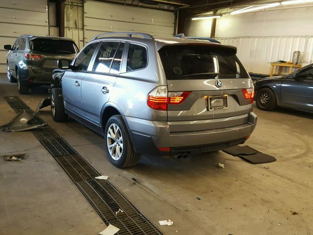 WBXPC9C44AWJ36318 - 2010 BMW X3 XDRIVE3 GRAY photo 3